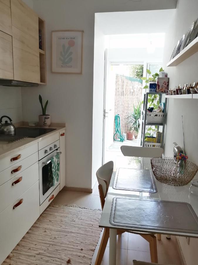 Apartamento Encantador Com Patio Lisboa Ngoại thất bức ảnh