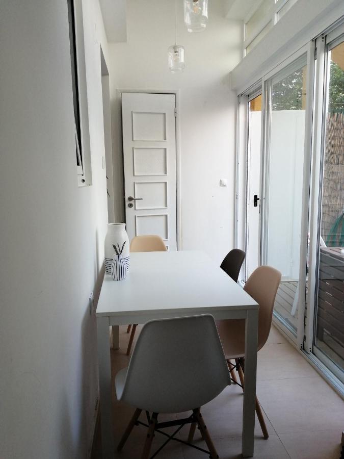 Apartamento Encantador Com Patio Lisboa Ngoại thất bức ảnh